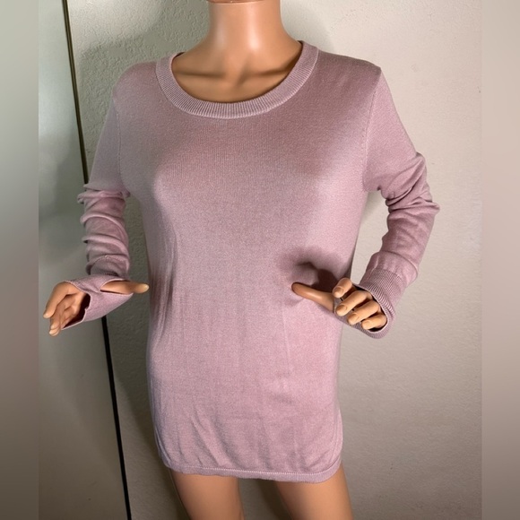 LULULEMON Bring It Backbend Sweater Porcelain Pink Size 4 EUC - Picture 2 of 4